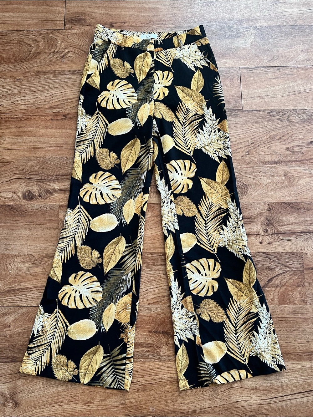 Women’s Wide leg Tropical Pants Size Small